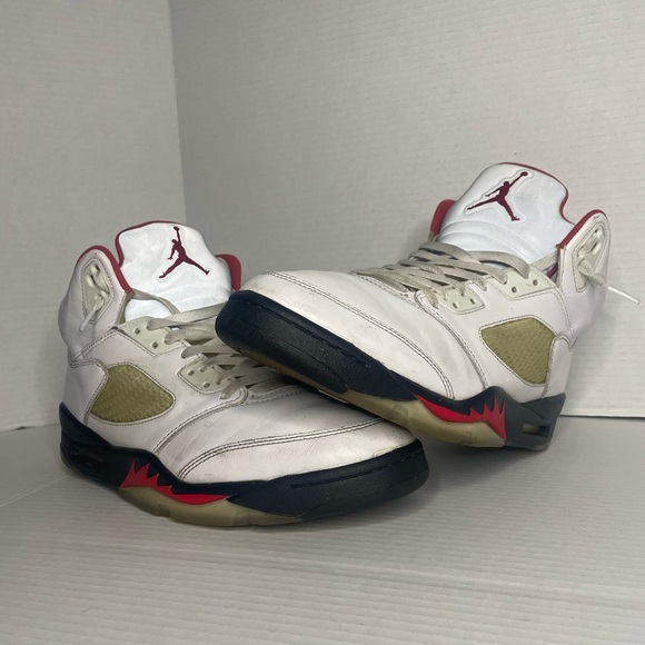 Fire red retro Air Jordan fives - Picture 7 of 8